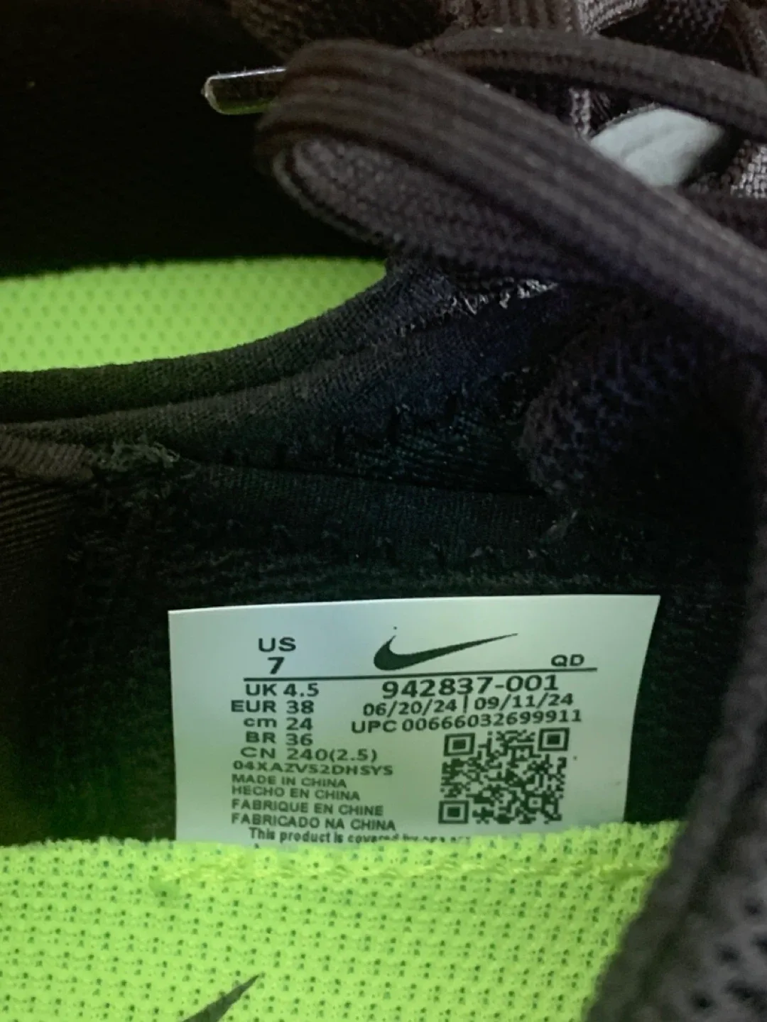 Nike Free RN 2018 Black/White - Size 5 US image indicator(10)