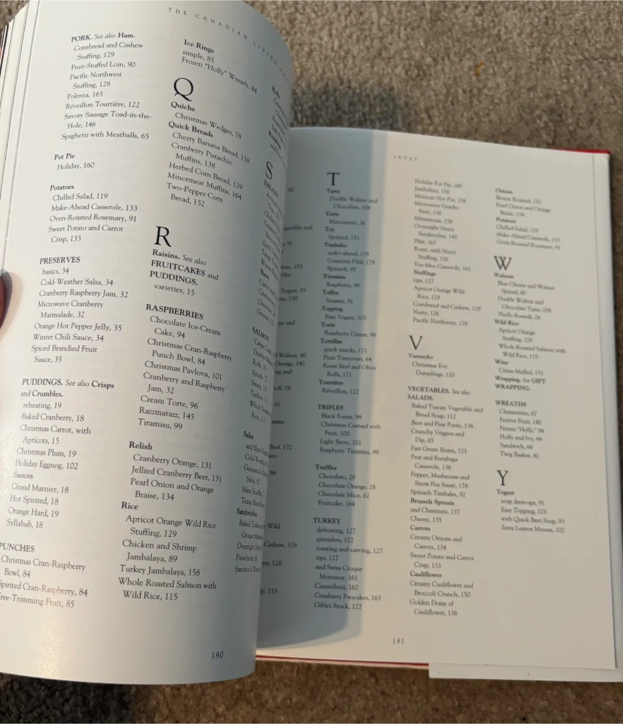 The Canadian Living Christmas Book (200 pages) image indicator(5)