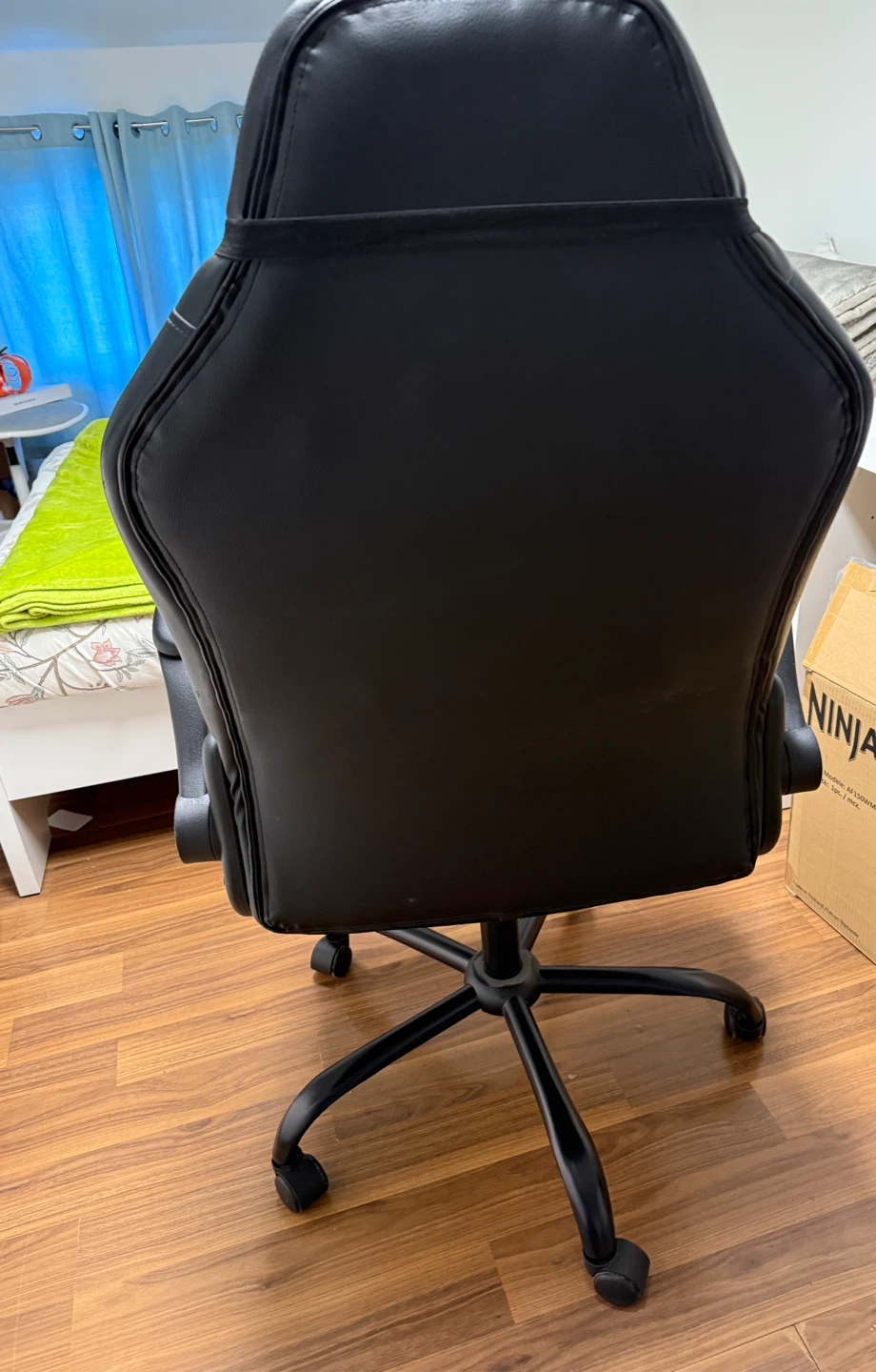 Gaming Chair - Black and White - photo 2