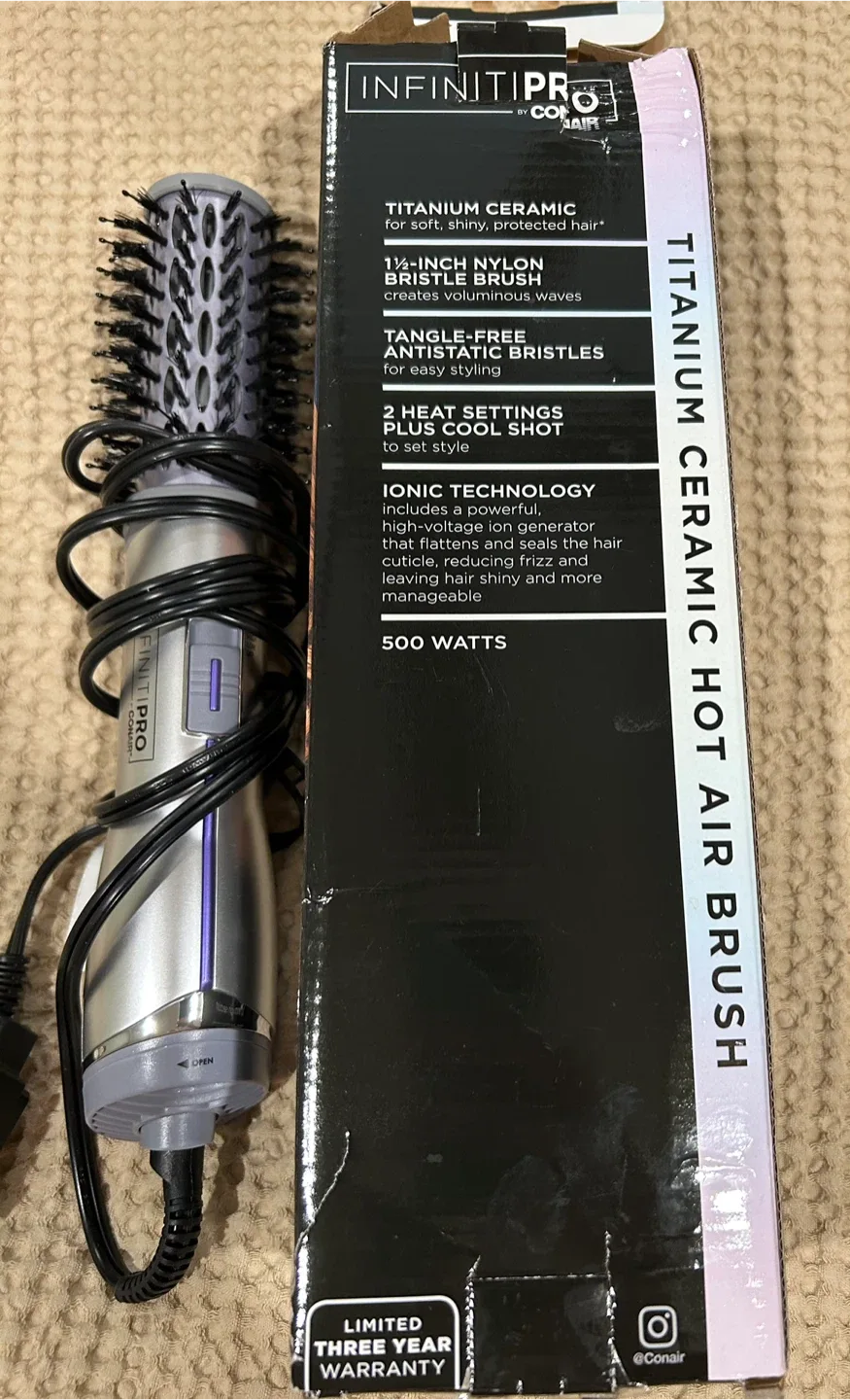 InfinitiPRO by Conair Titanium Hot Air Brush image indicator(3)