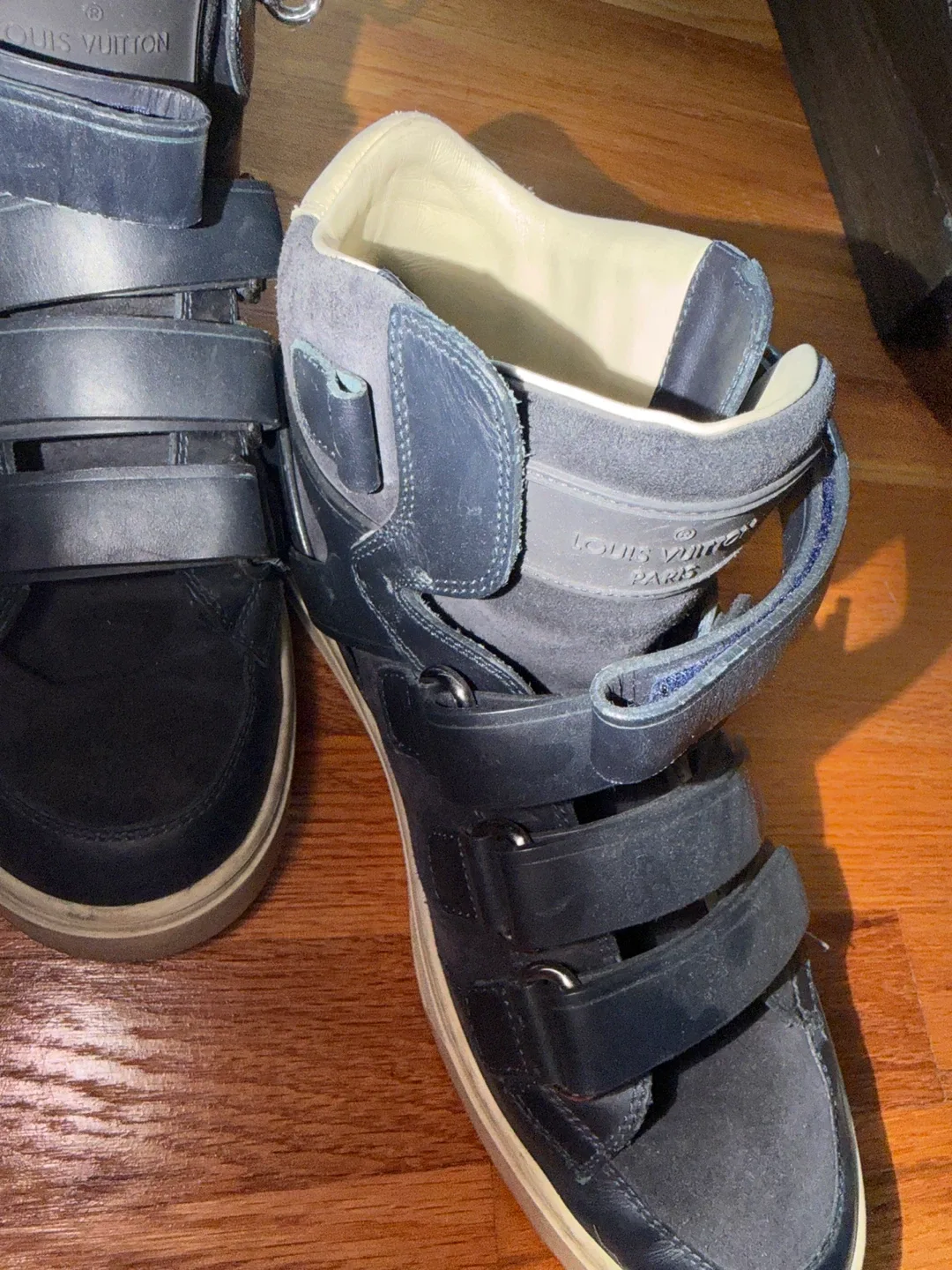 Louis Vuitton sneakers 100% authentic size 6 1/2 LV image indicator(5)