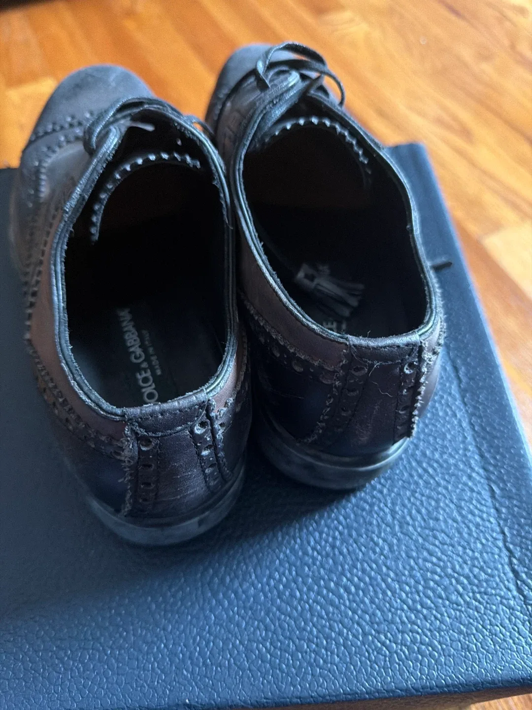 Dolce Gabbana shoes 100% authentic size 7.5 image indicator(3)