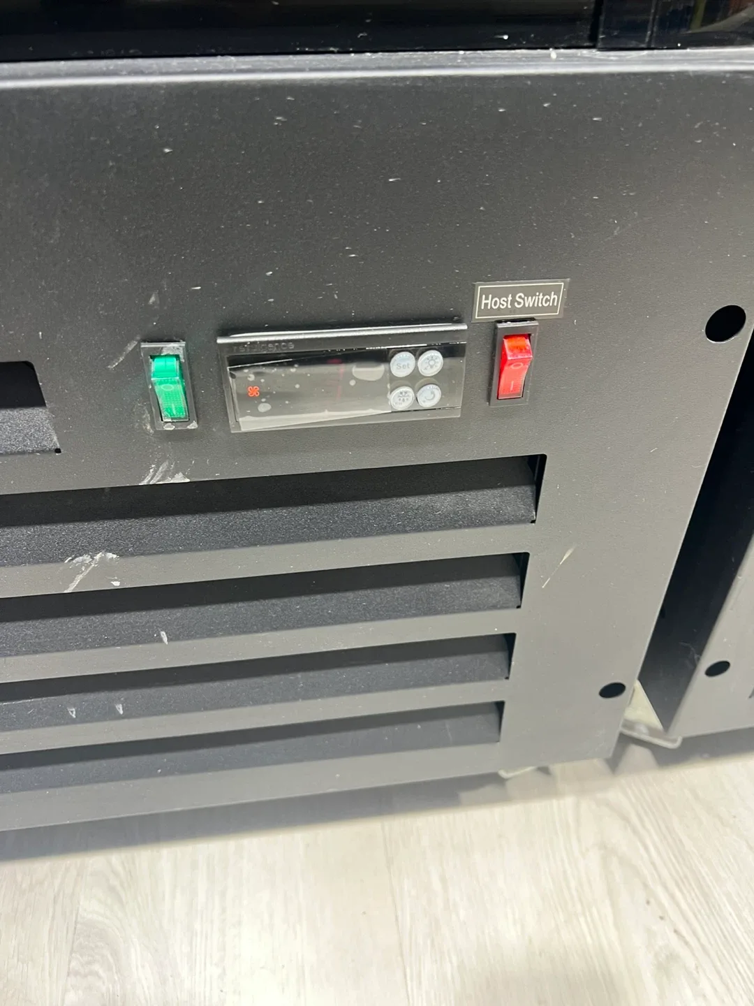 3 door glass fridge image indicator(2)