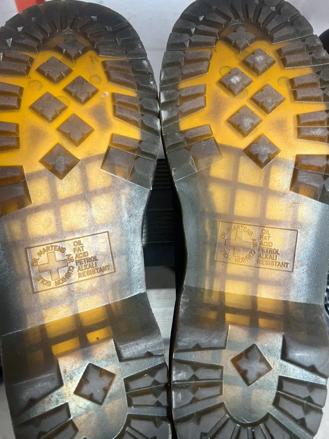 Dr. Martens 1461 Milled Nubuck, Men's US 9 image indicator(2)