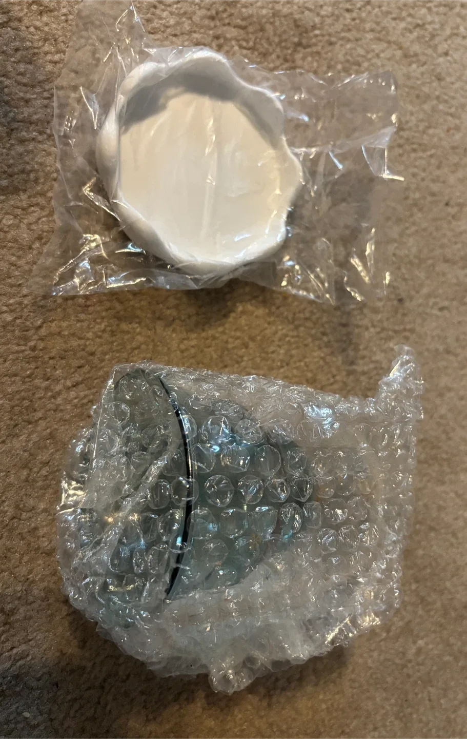 Christmas Tree Glass Mug (with cover) Brand New - 2 available image indicator(3)