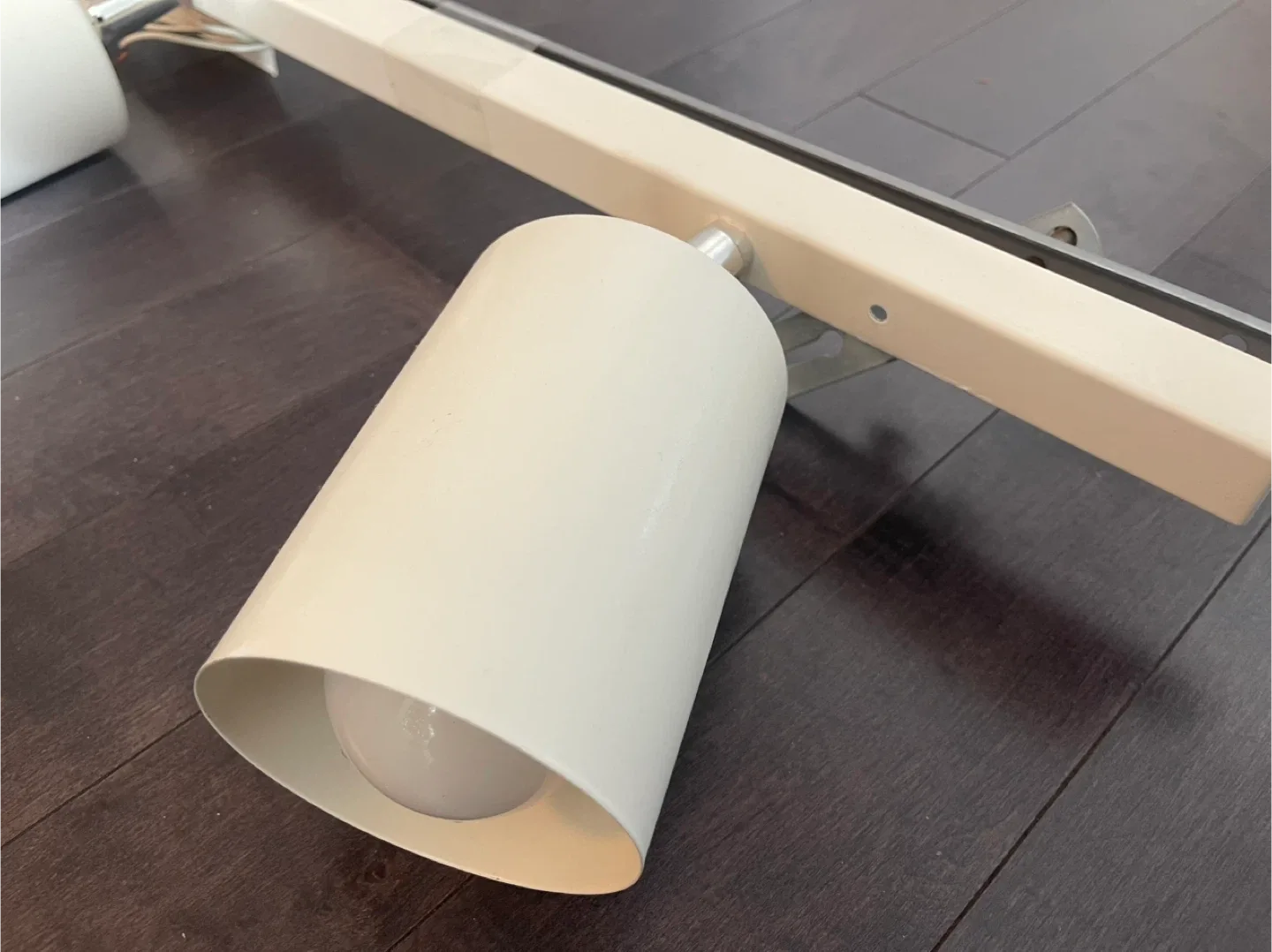 Modern 3 light adjustable track fixture white image indicator(4)