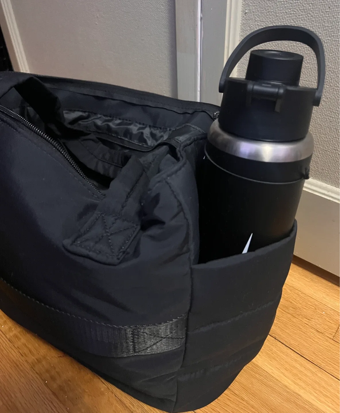 Black Tote Bag image indicator(7)