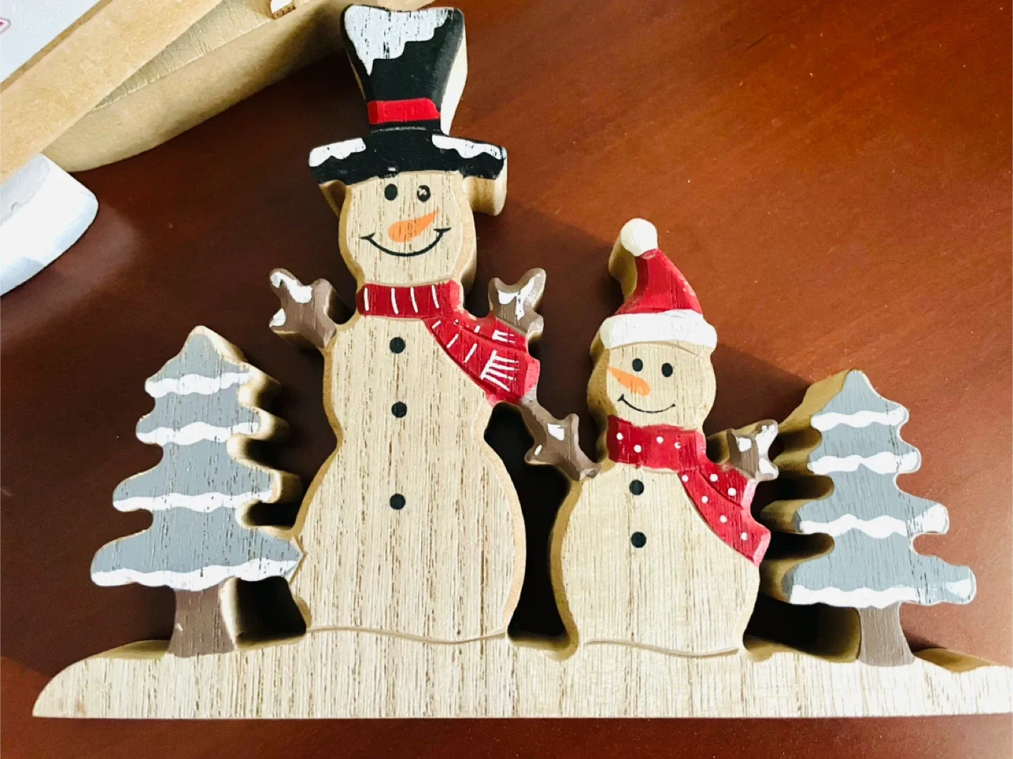 5 Real Wood stand up Christmas Decorations image indicator(3)