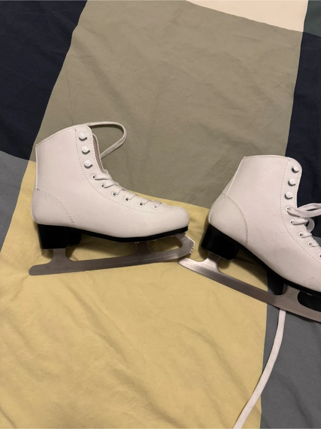 White Ice Skates Size 35/36