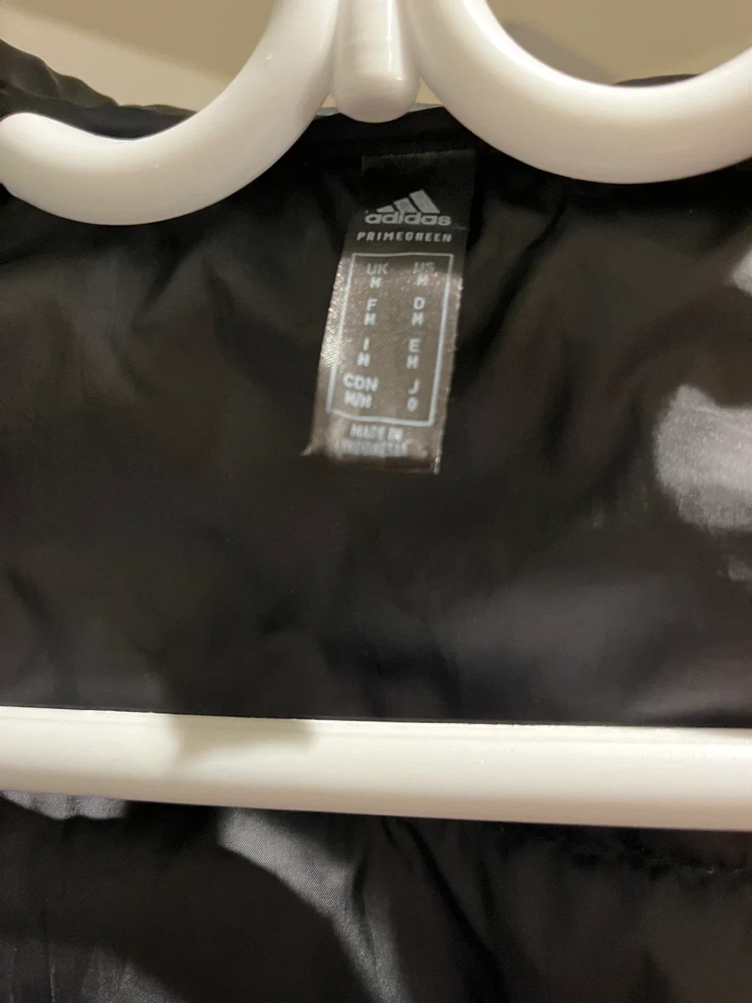 #Cleanout Adidas Primegreen Puffer Jacket - Size M image indicator(4)