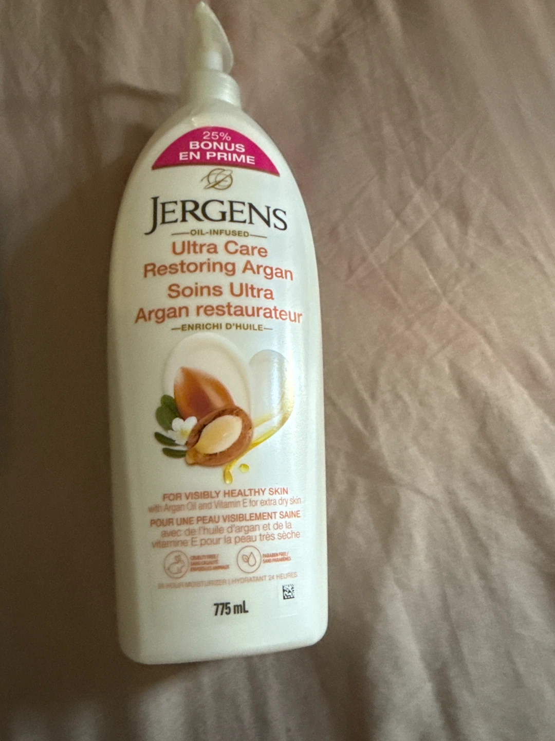 Jergens Ultra Care Restoring Argan Lotion 775mL - photo 2