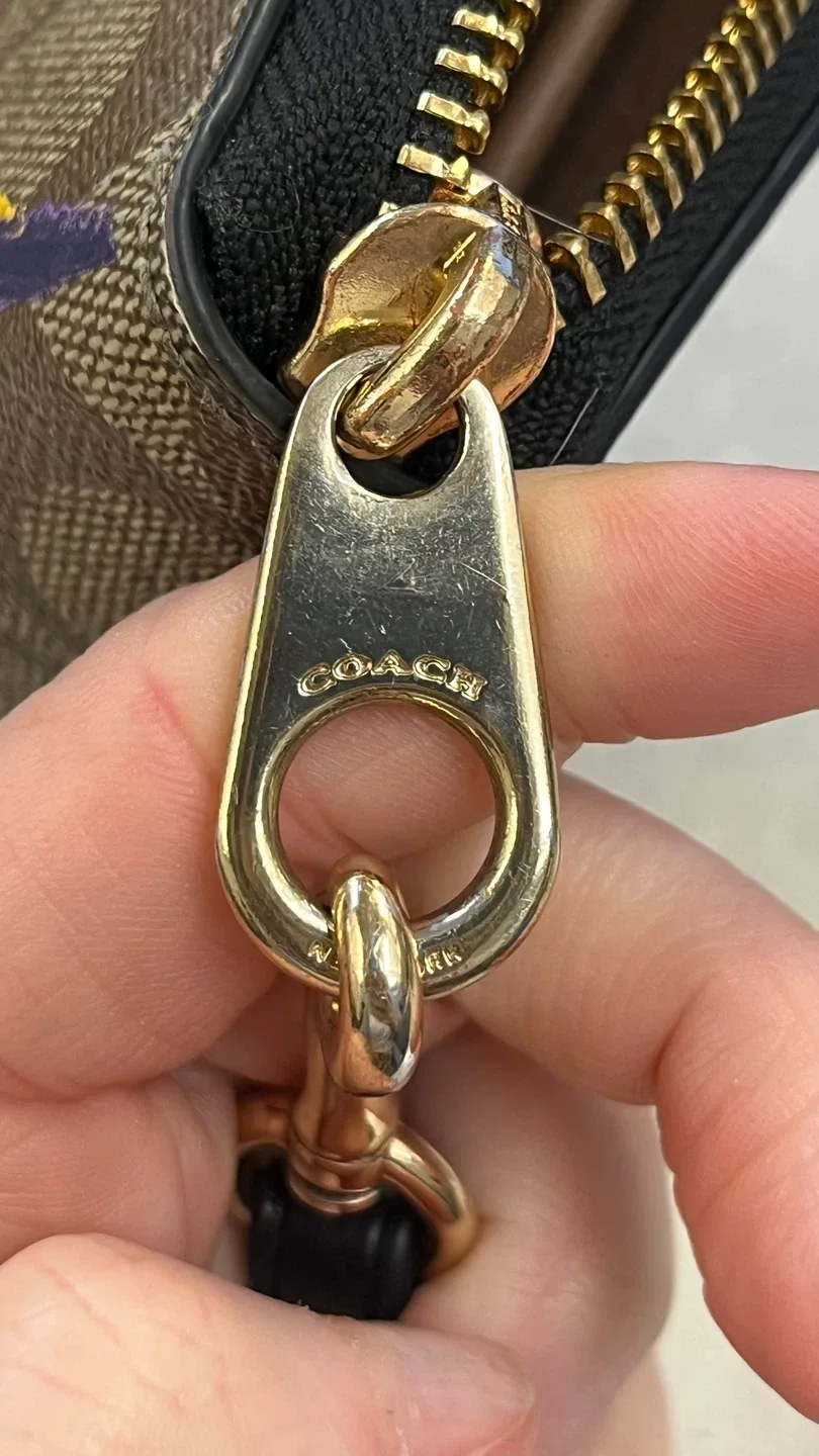 Coach X Basquiat Wallet image indicator(4)