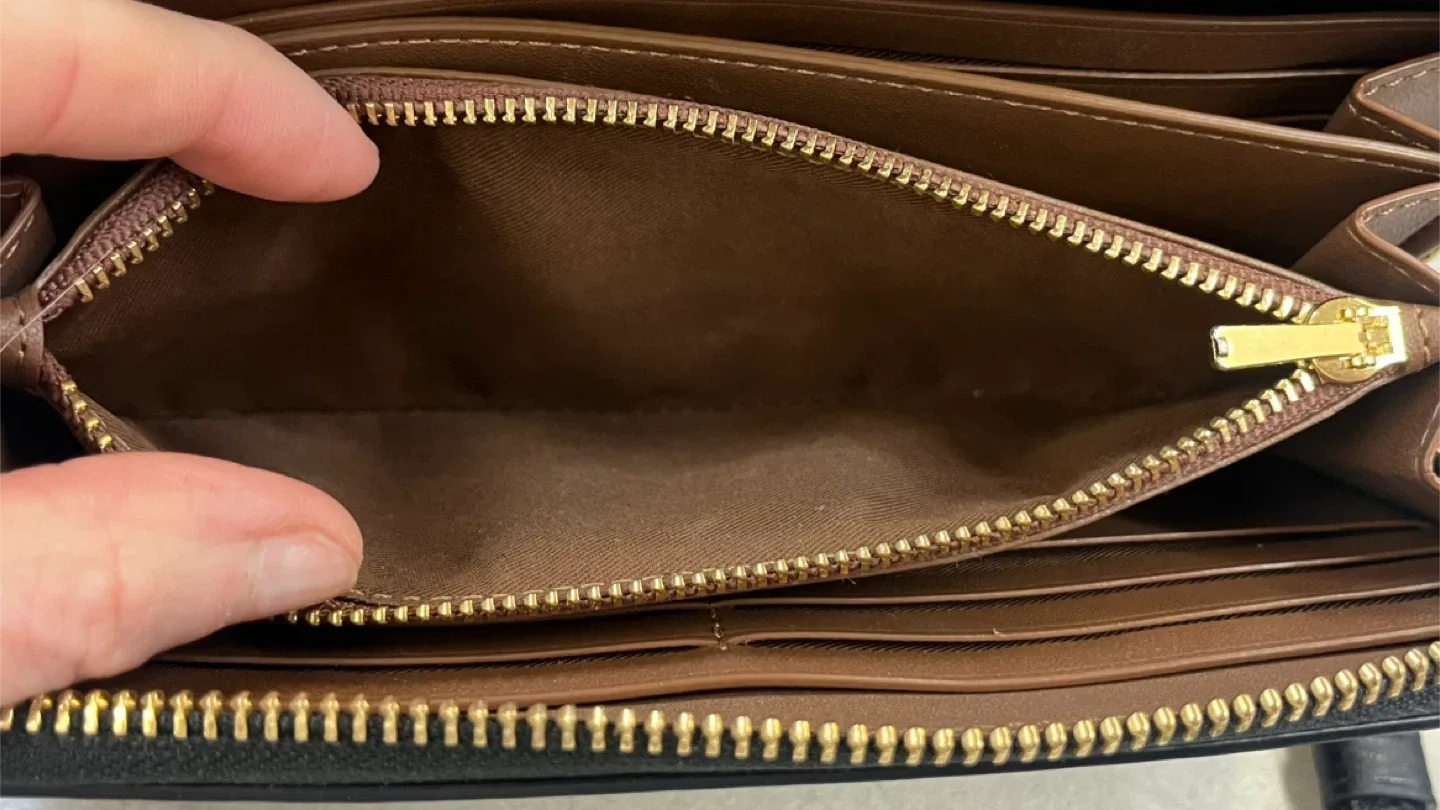 Coach X Basquiat Wallet image indicator(9)