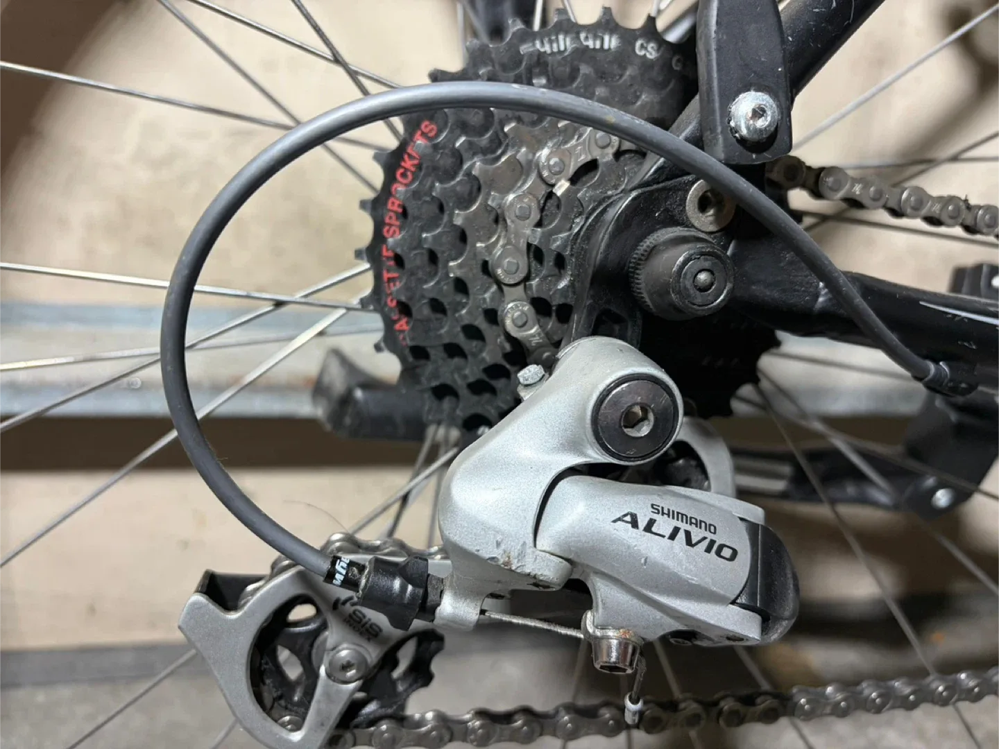 🚴 Specialized Sirrus Sport Mens Bike image indicator(7)