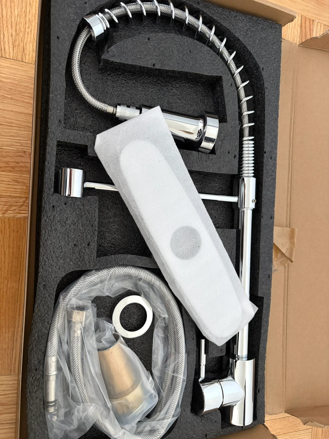 Kitchen Sink Faucet with Pull Down Sprayer - photo 4