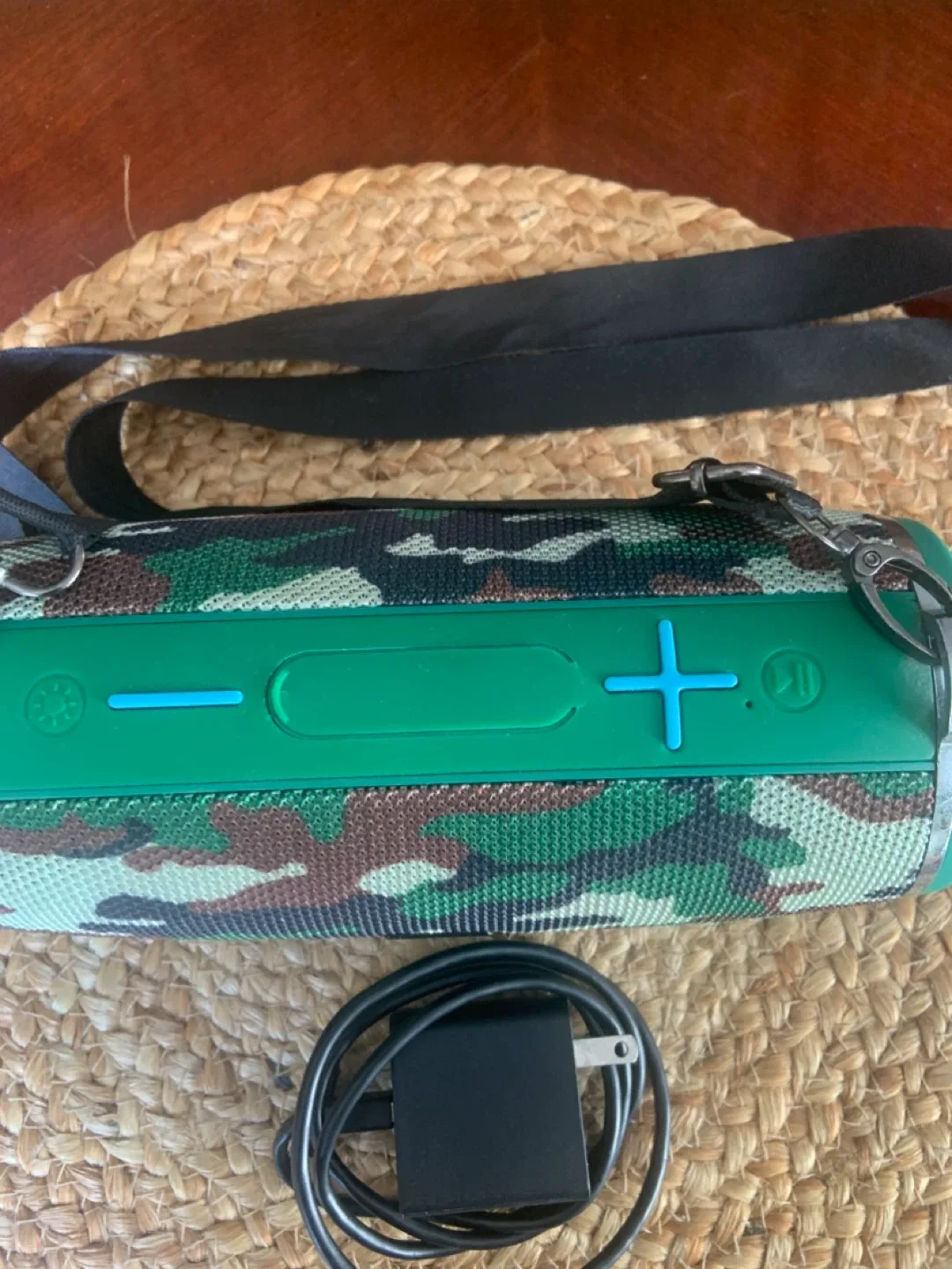 RECRSI Camo Bluetooth 5.0 Sports Stereo Speaker image indicator(3)