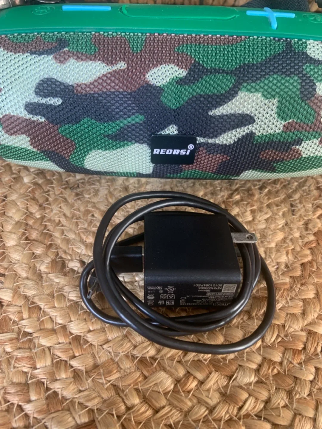 RECRSI Camo Bluetooth 5.0 Sports Stereo Speaker image indicator(2)