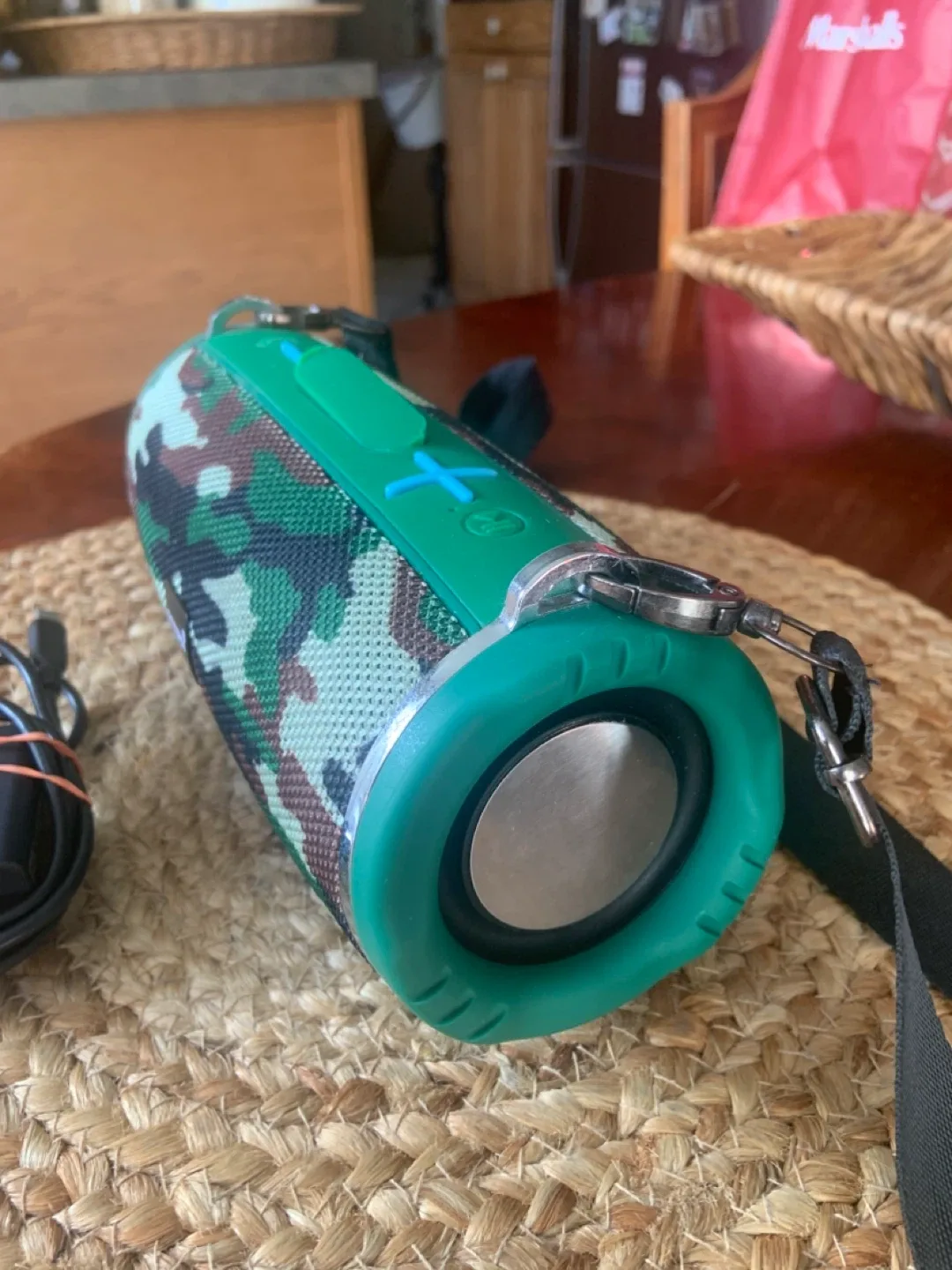 RECRSI Camo Bluetooth 5.0 Sports Stereo Speaker image indicator(6)
