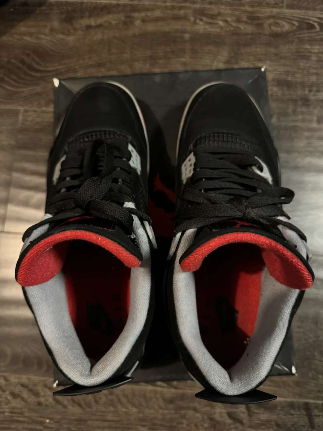 Jordan 4 Retro Bred Size 9 image indicator(4)