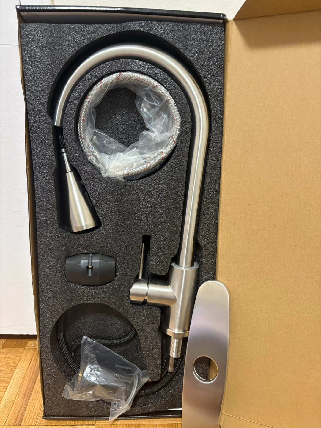 Kitchen Faucet with Pull Down Sprayer - photo 2