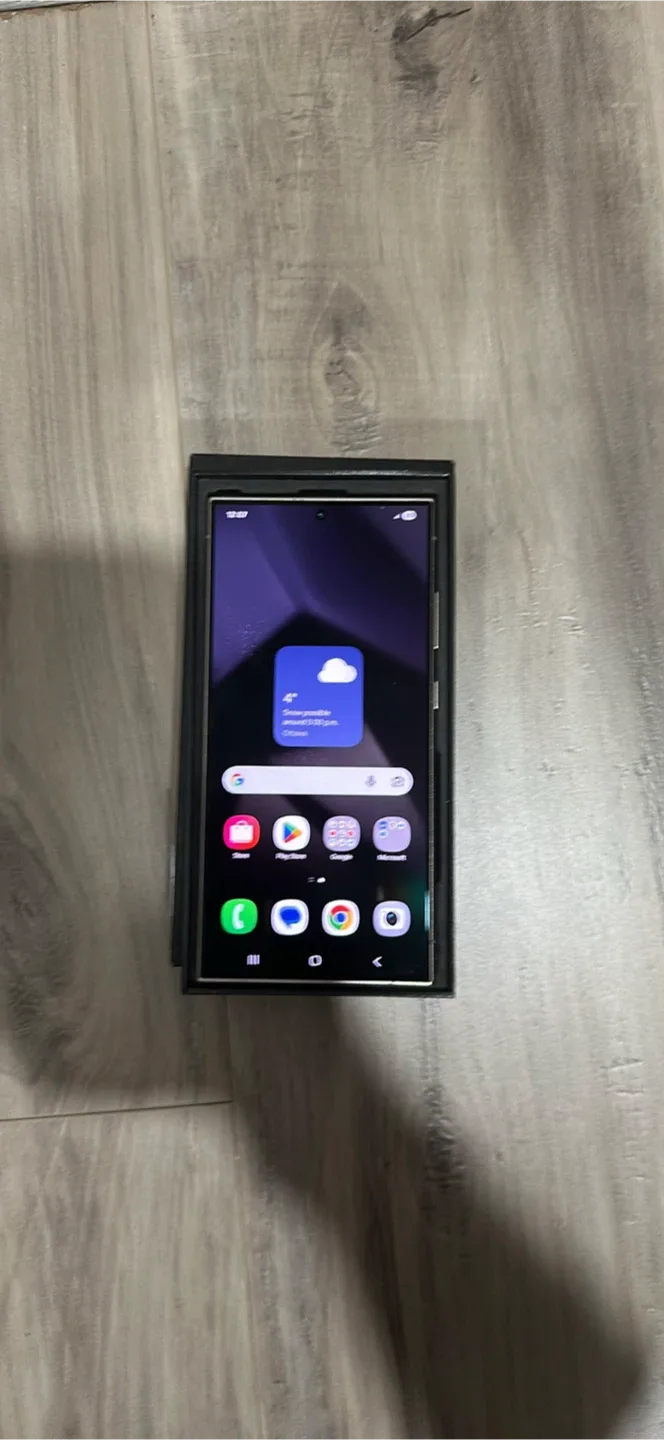 Samsung Galaxy S24 Ultra - New in Box!