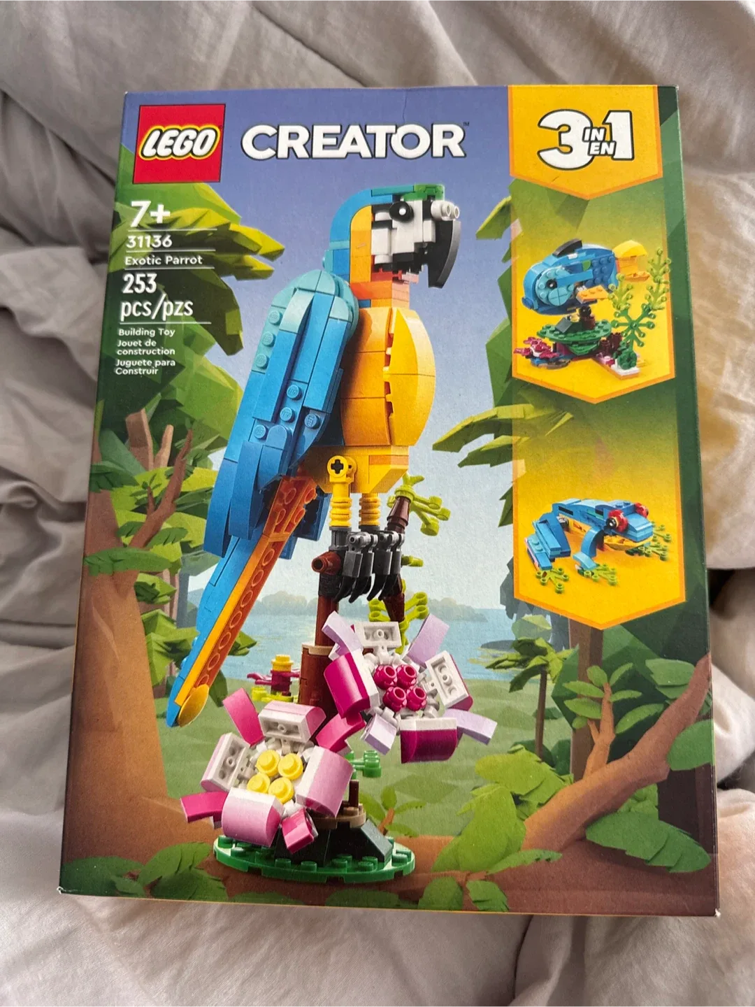 #cleanout BNIB LEGO Creator 31136 Exotic Parrot 3-in-1