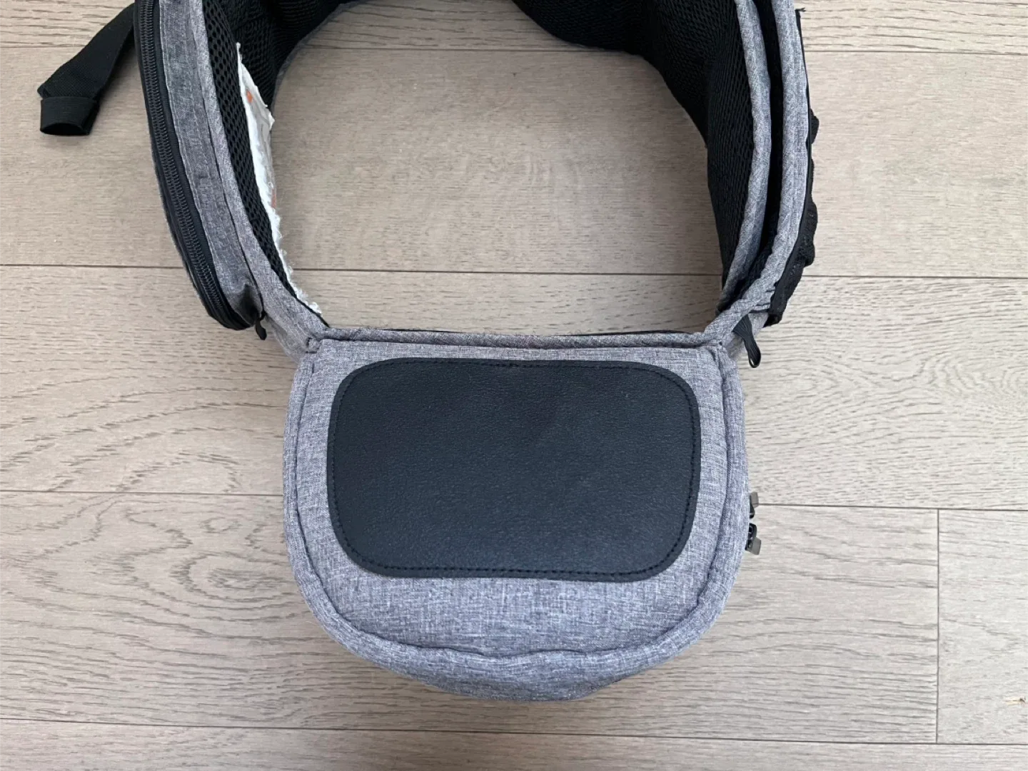 Tushbaby Hip Carrier for Babies & Toddlers: Grey image indicator(5)