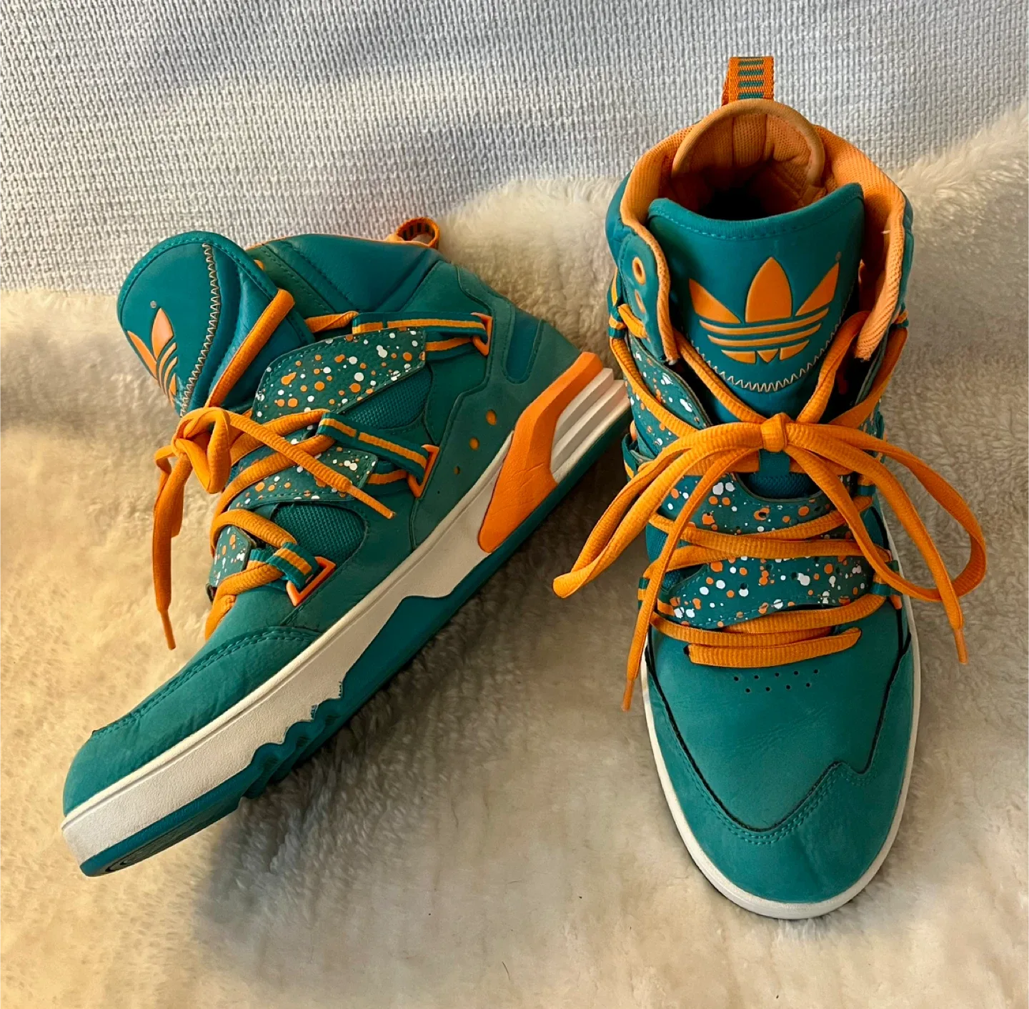 Adidas High Top Basketball Sneakers Men Size 10 image indicator(6)