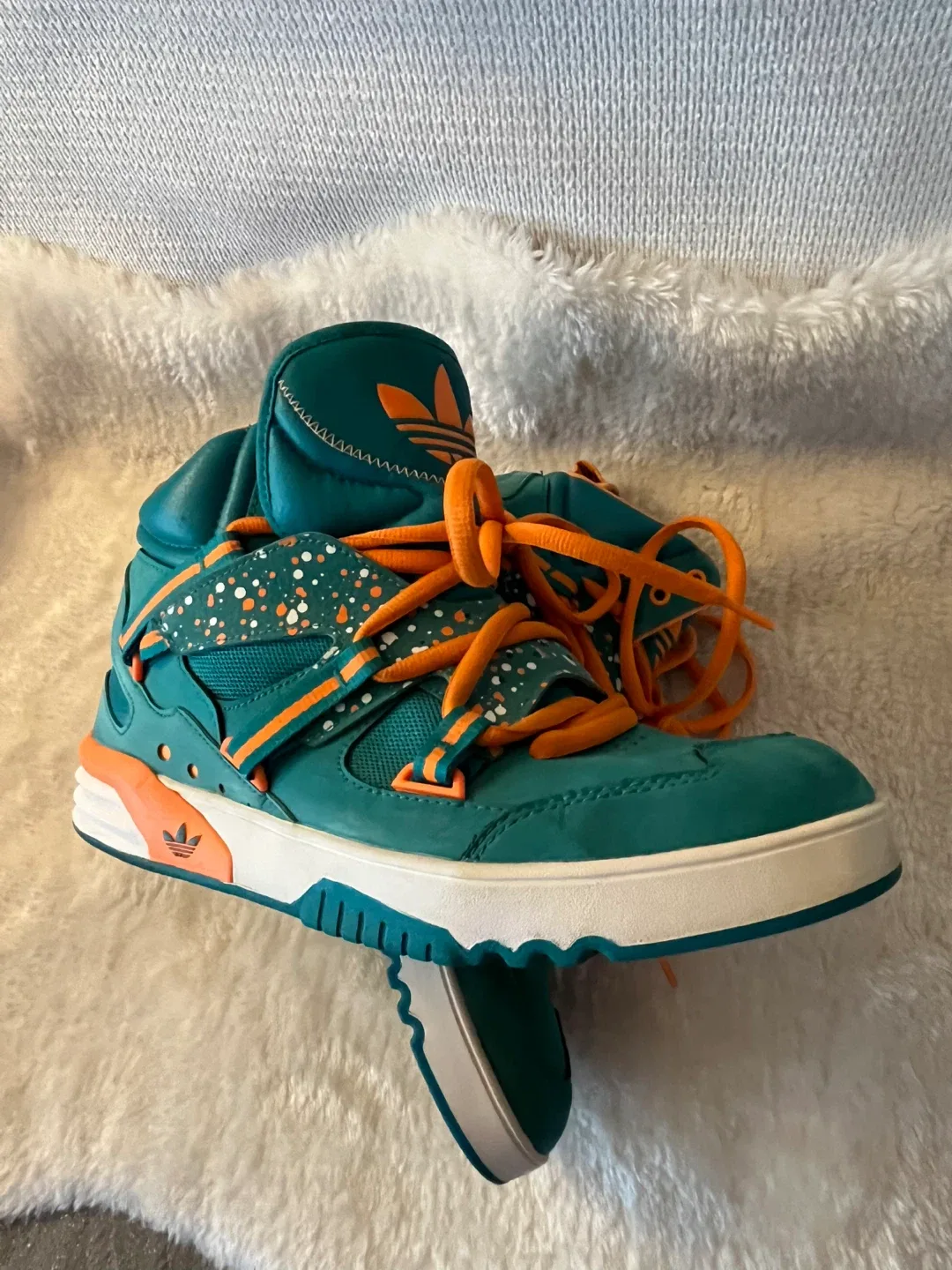 Adidas High Top Basketball Sneakers Men Size 10 image indicator(10)