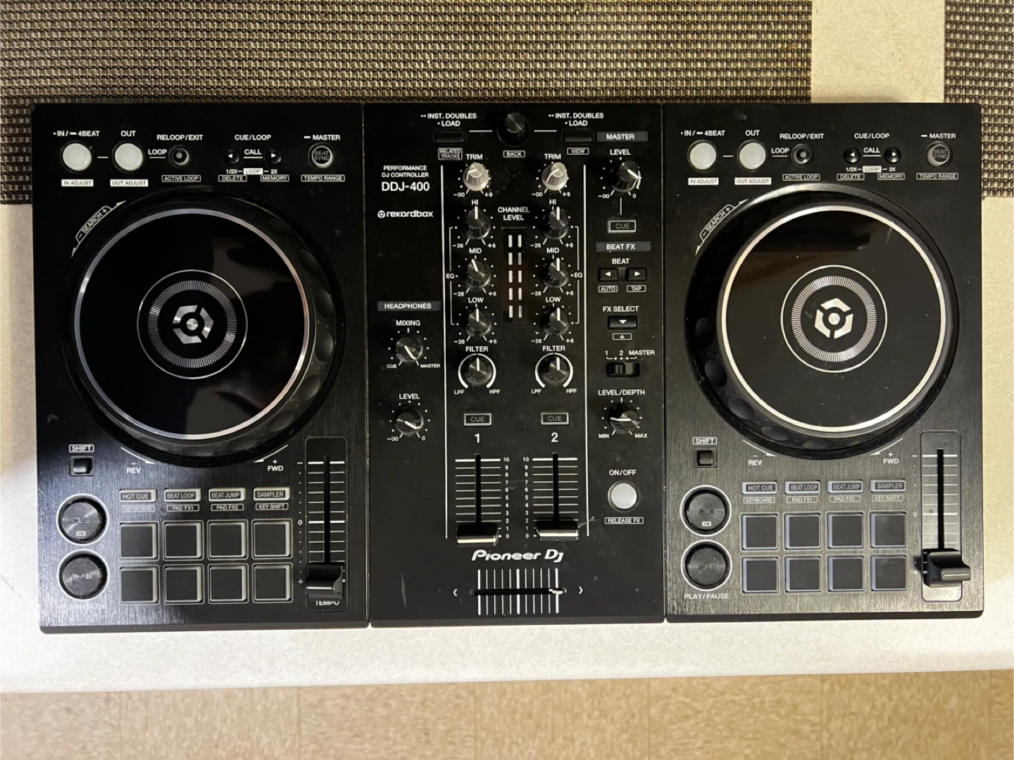 Pioneer DJ DDJ-400 Controller - photo 4