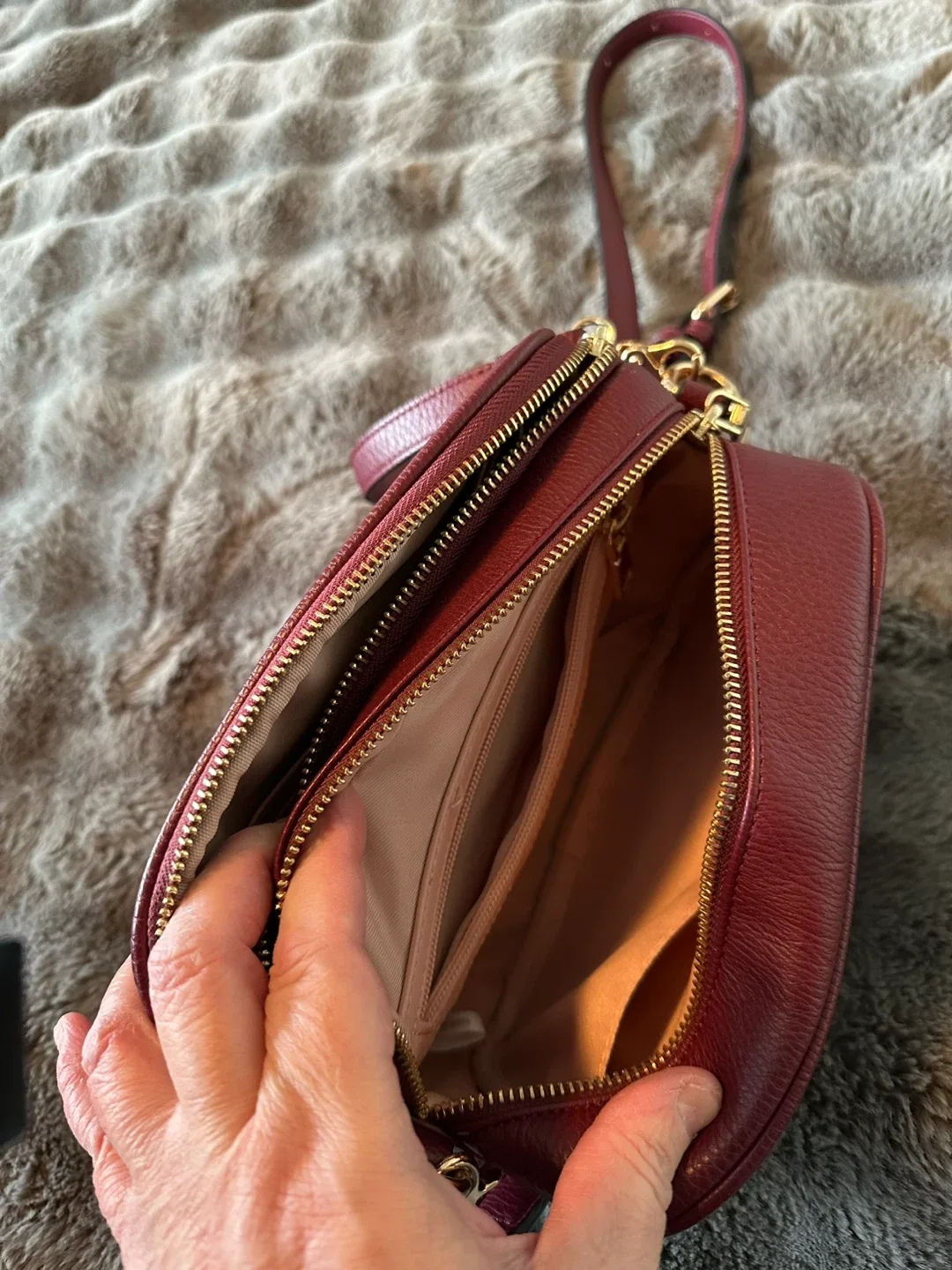 Poppy & Peonies Burgundy Crossbody Bag with Wallet image indicator(4)