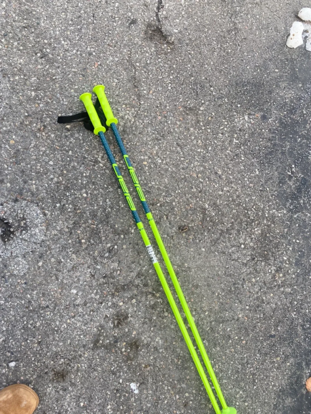 Leki Ski Poles - Neon Green Size 110