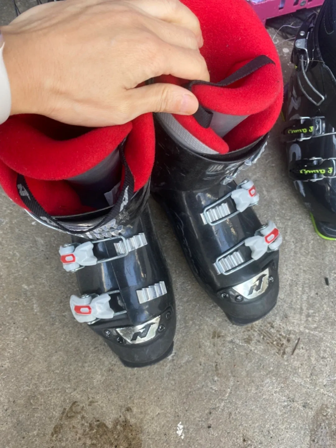 Nordica Boys DH Ski Boot - Size 225MP image indicator(3)