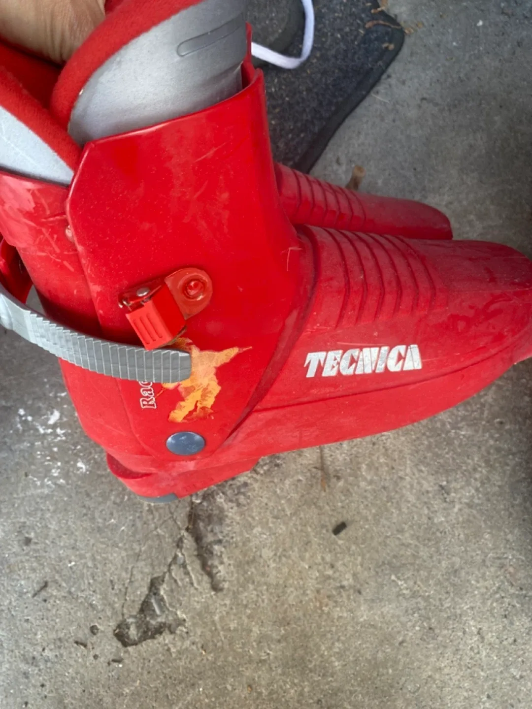 Tecnica Race Ski Boots - Red Size 280mm