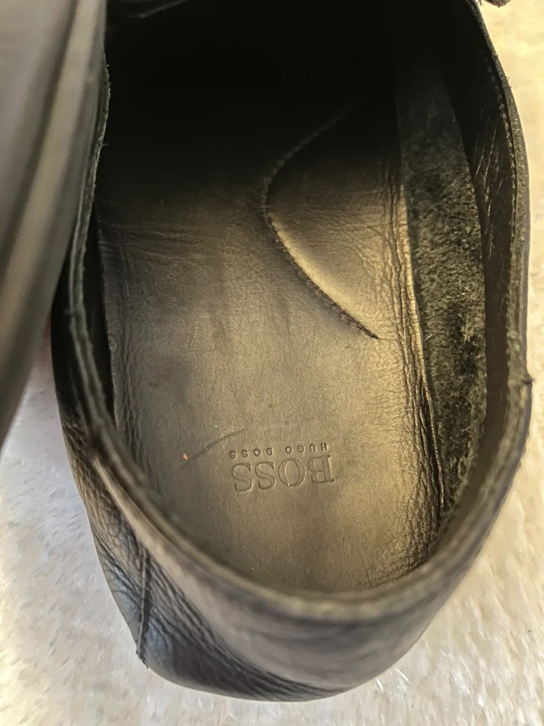 Hugo Boss Black Leather Loafers - Size 10 image indicator(9)