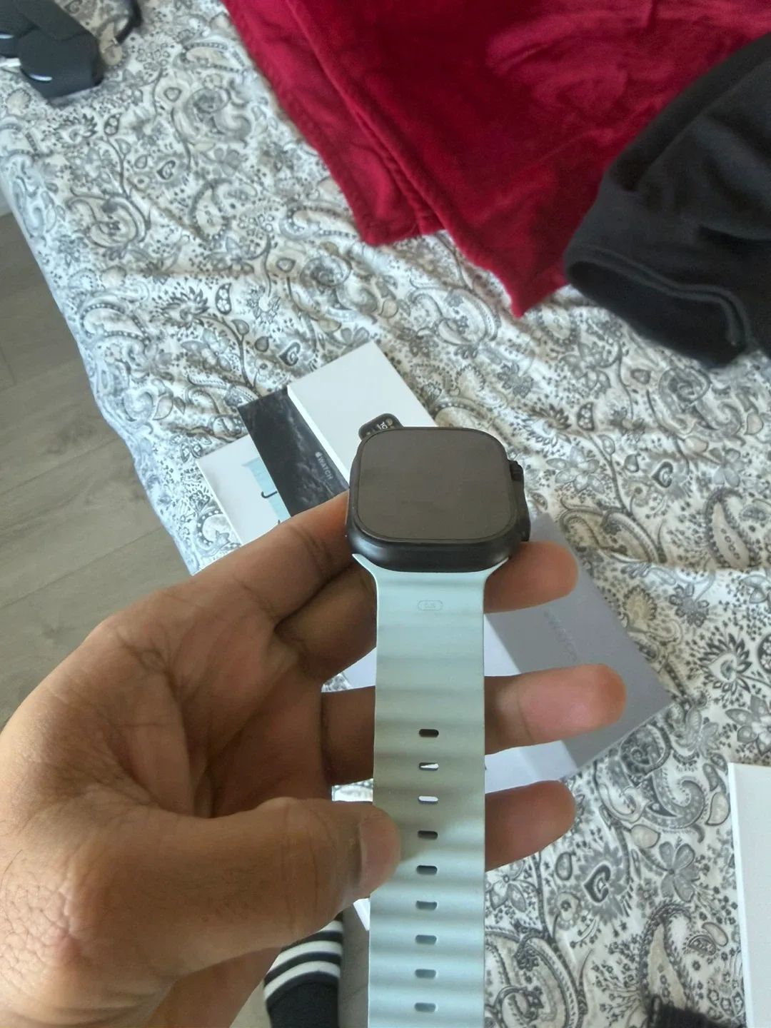 Apple Watch Ultra 2 black image indicator(6)