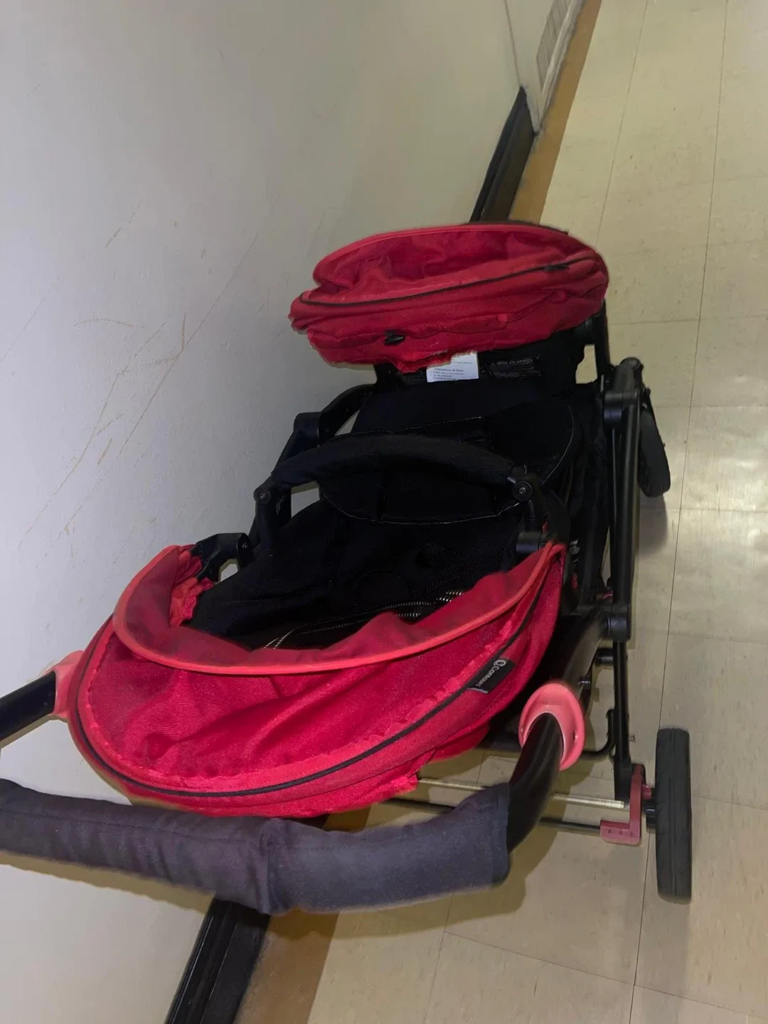 Contours Options Double Stroller - Red & Black image indicator(4)