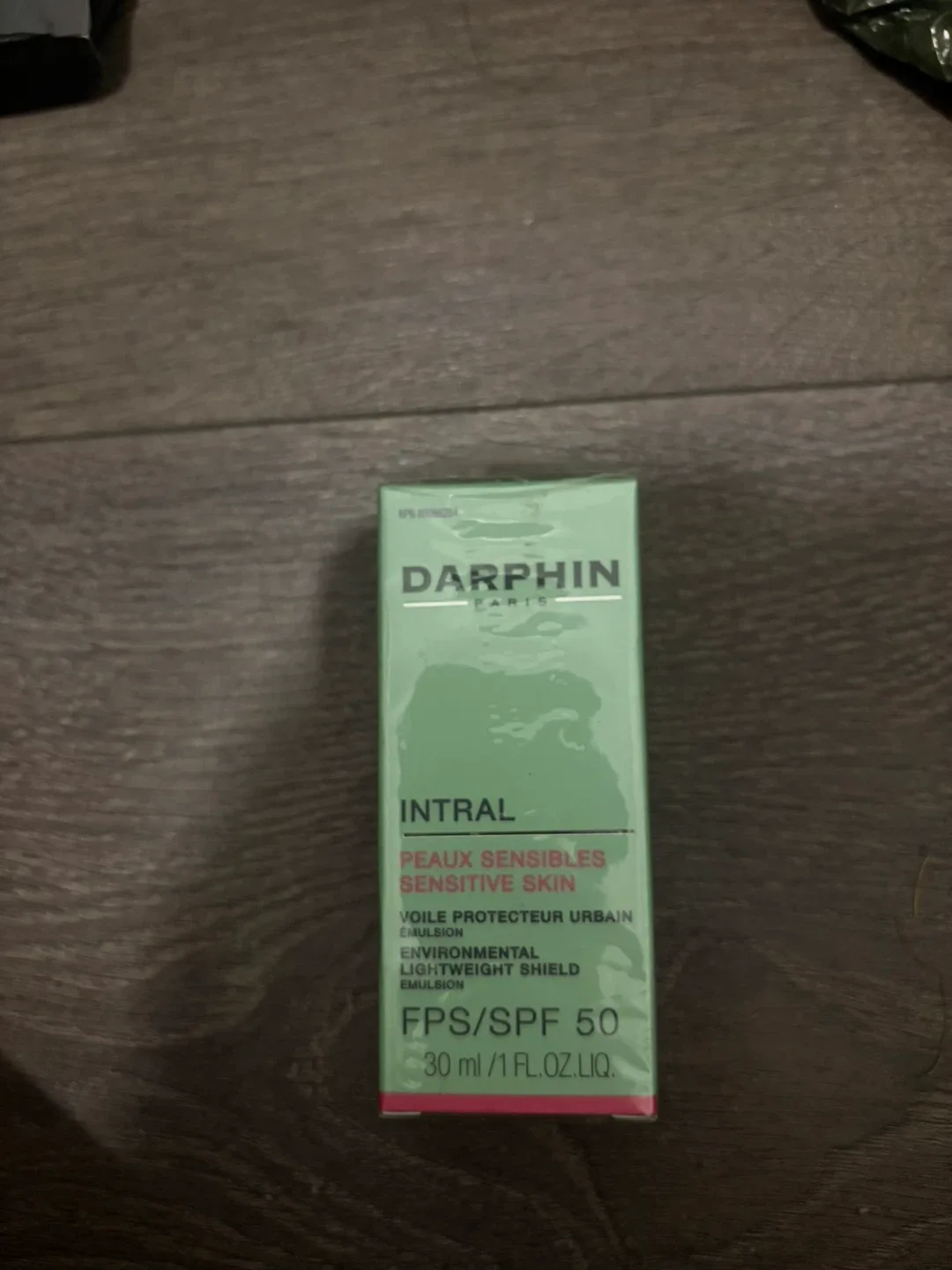 Darphin Intral Sensitive Skin FPS/SPF 50