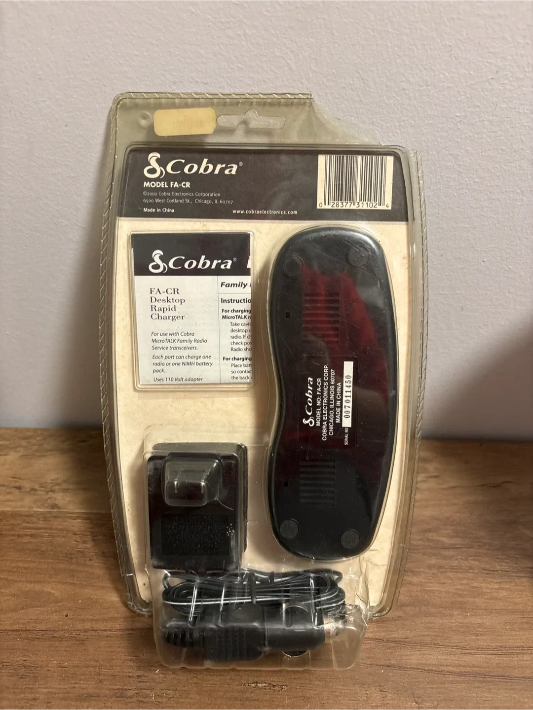 Cobra FA-CR Desktop Rapid Charger - New in Box image indicator(2)