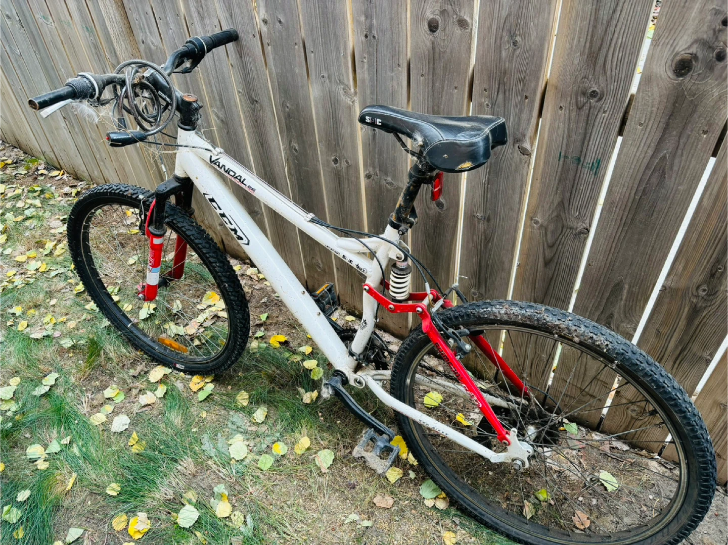 CCM Vandal DS Mountain Bike (Parts) - photo 2
