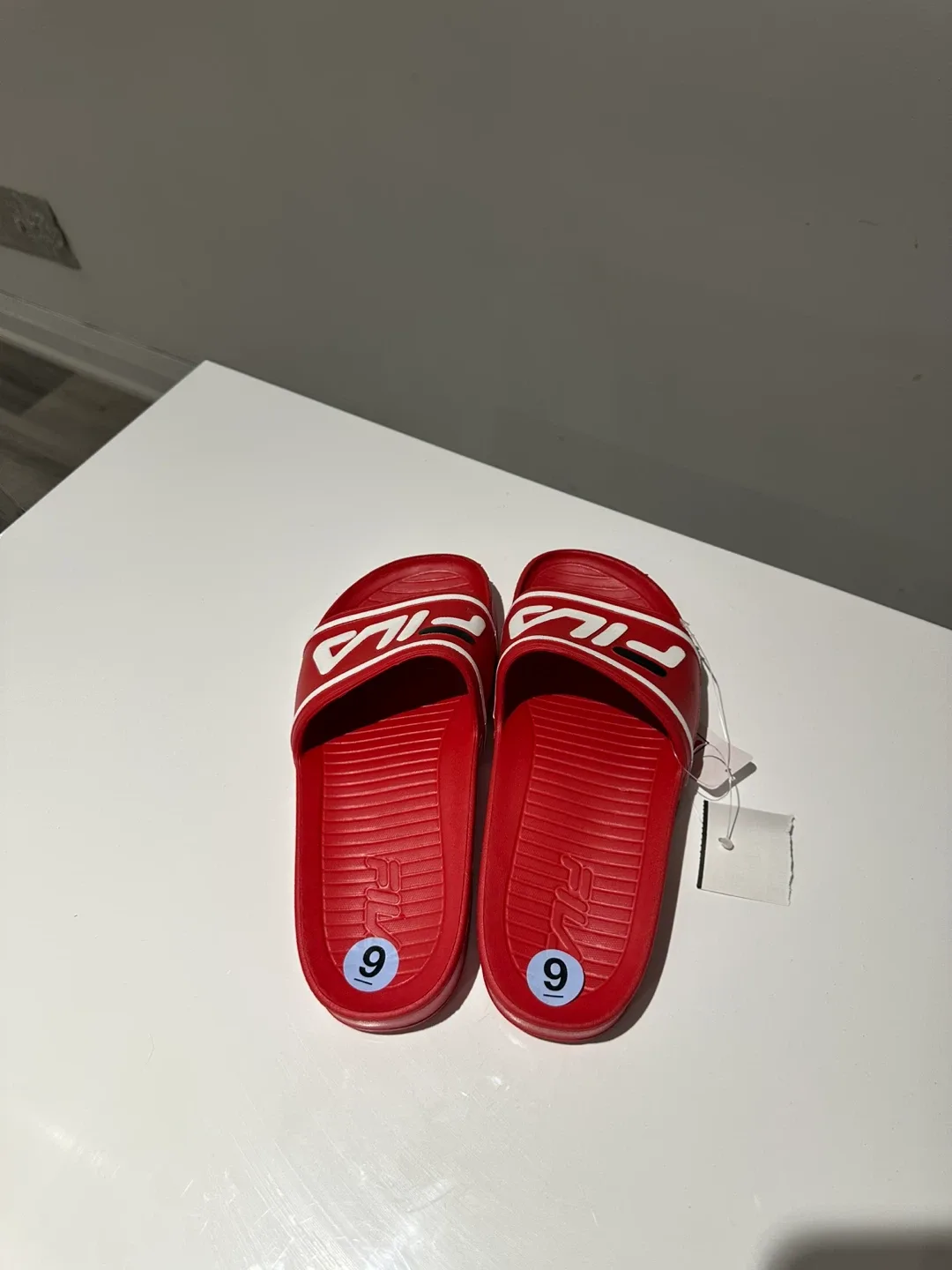 New Fila Slides - Size 9US image indicator(2)