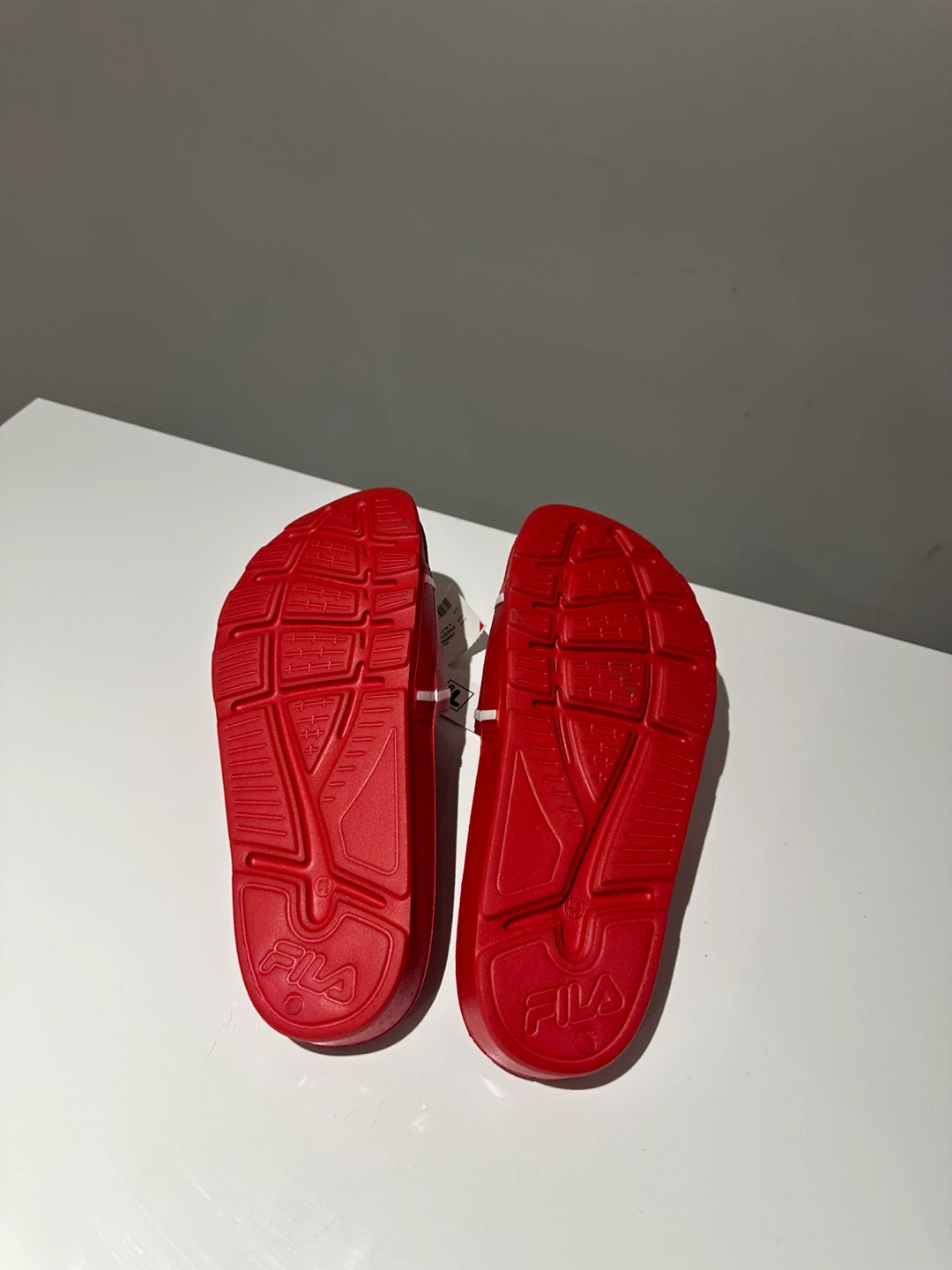 New Fila Slides - Size 9US - photo 4