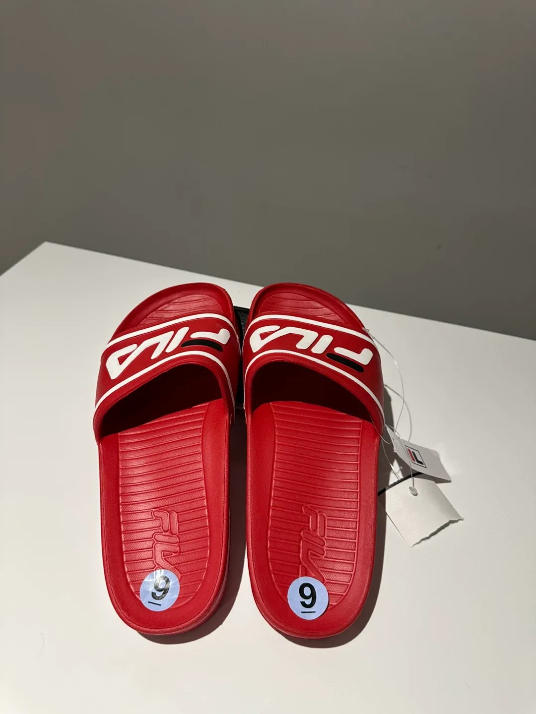 New Fila Slides - Size 9US