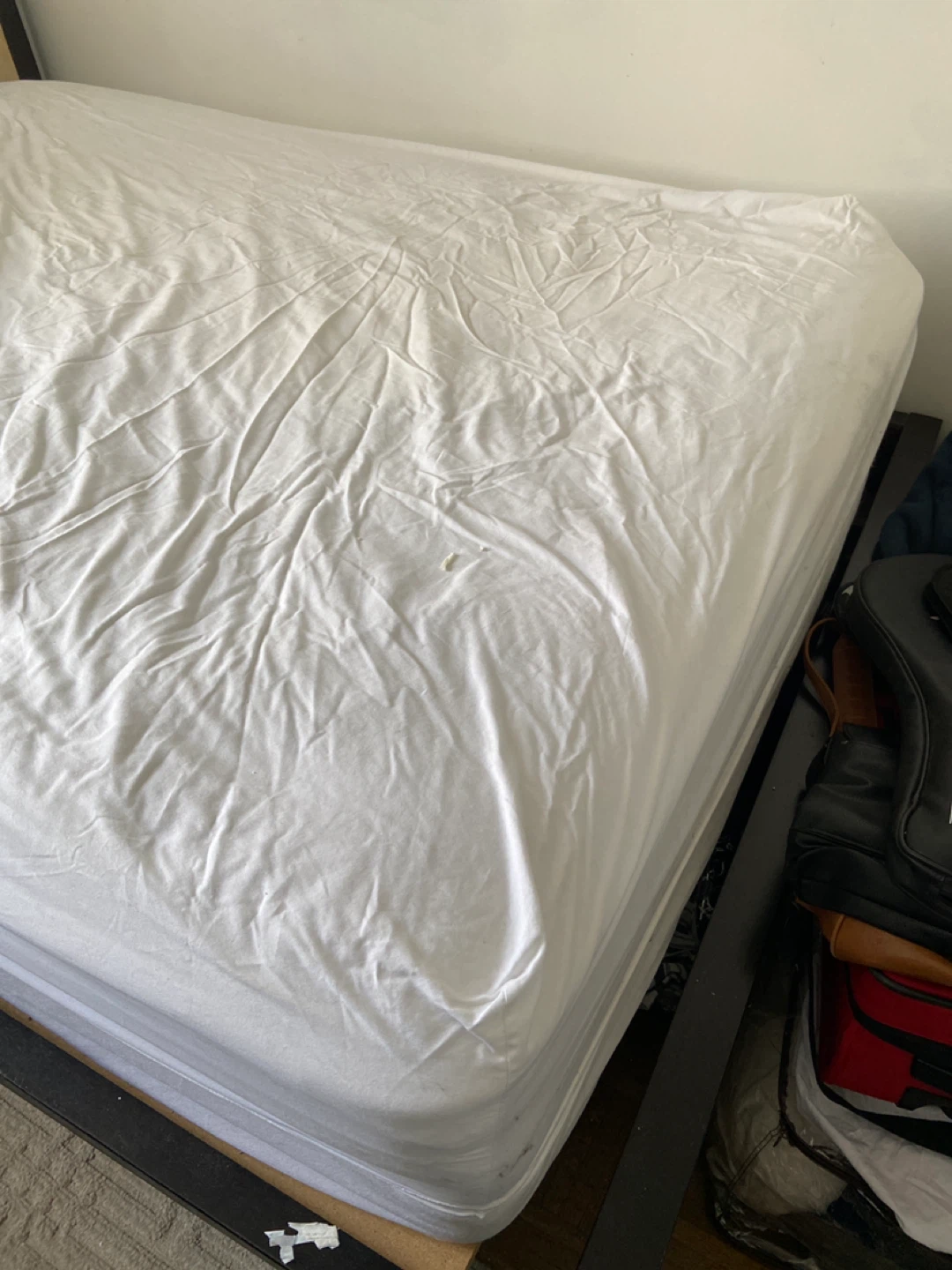Queen Size Bed Frame - photo 3