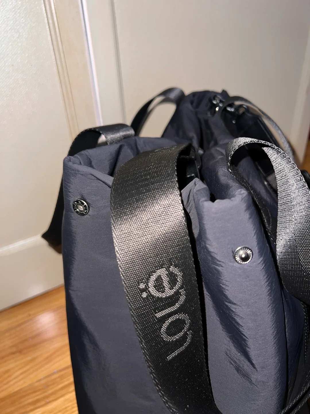 Lole Black Tote Bag image indicator(5)