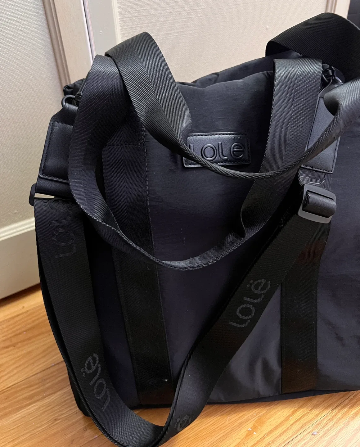 Lole Black Tote Bag image indicator(3)