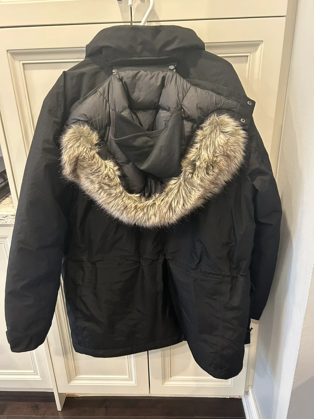 The North Face Mens XL Black Winter Parka image indicator(3)
