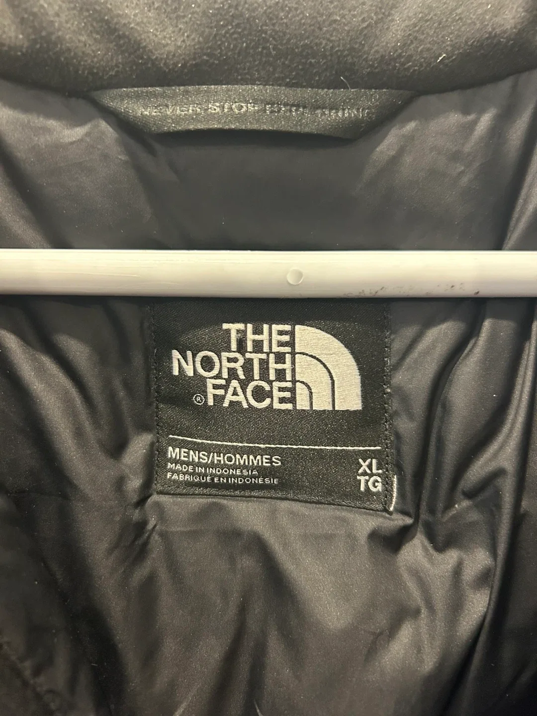 The North Face Mens XL Black Winter Parka image indicator(2)
