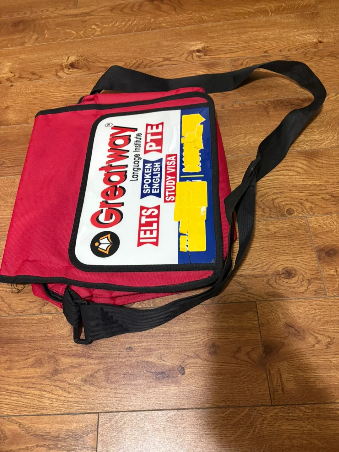 Red Messenger Bag image indicator(4)