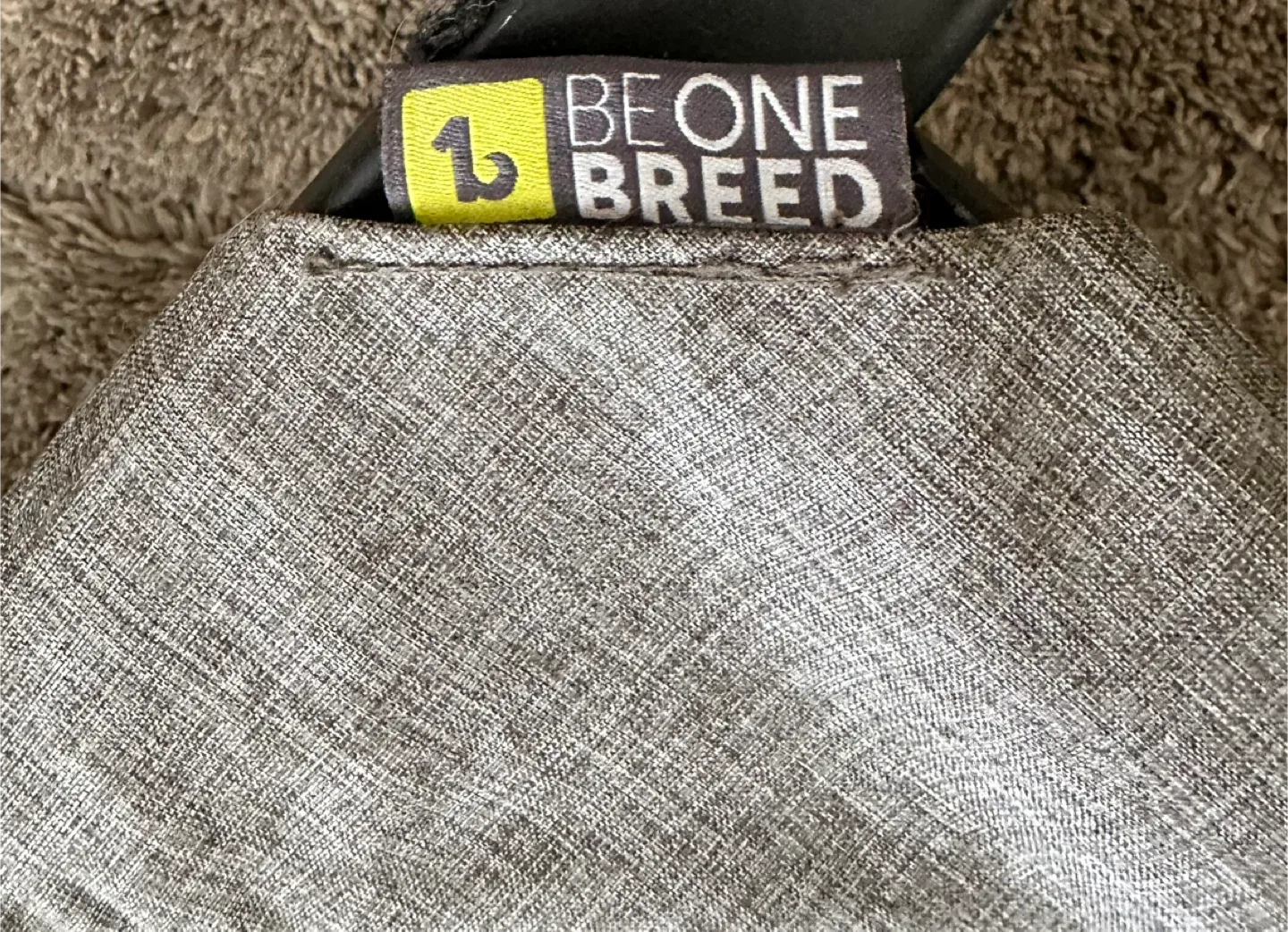 Be One Breed Elevated Pet Bed image indicator(3)